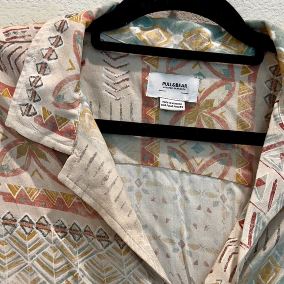 Pull & Bear Men's Boho Button Down - Picture 5 of 6